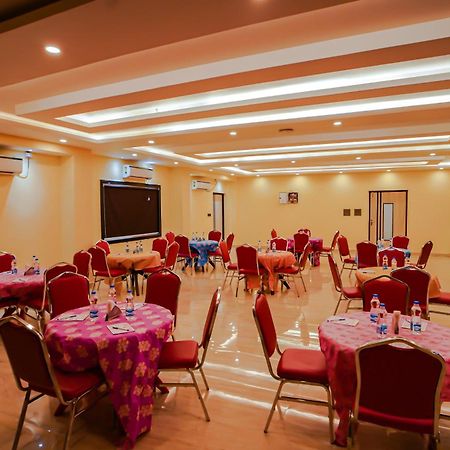 Prasant On Beach Resort !! Lift - Wifi -Restaurant-Parking Facilities-Newly Decorated Room !! Mandarmani Extérieur photo