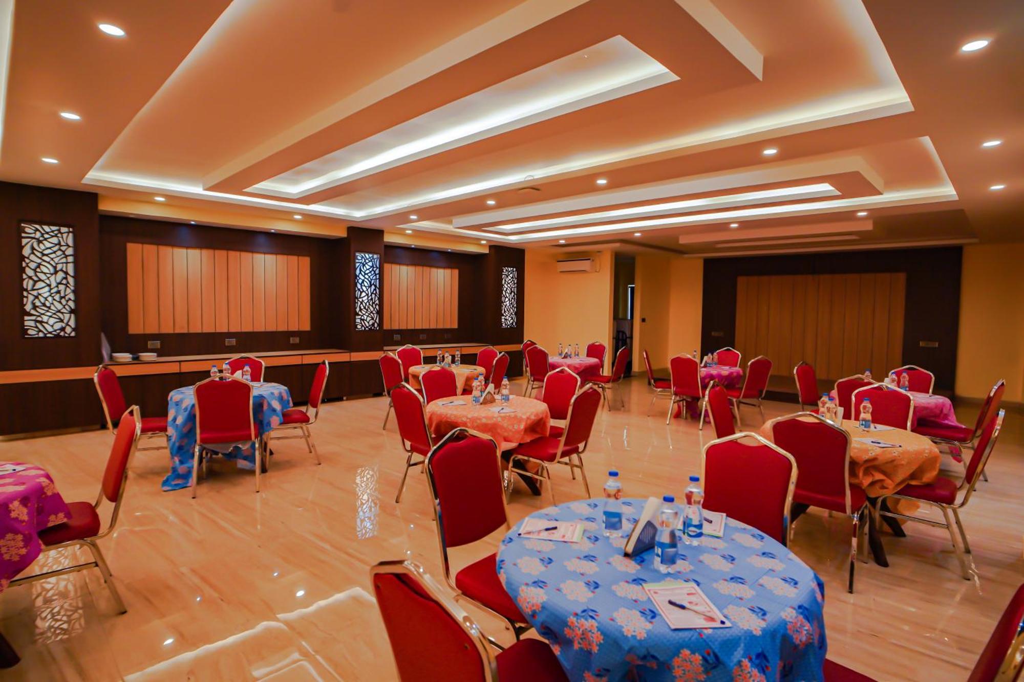 Prasant On Beach Resort !! Lift - Wifi -Restaurant-Parking Facilities-Newly Decorated Room !! Mandarmani Extérieur photo