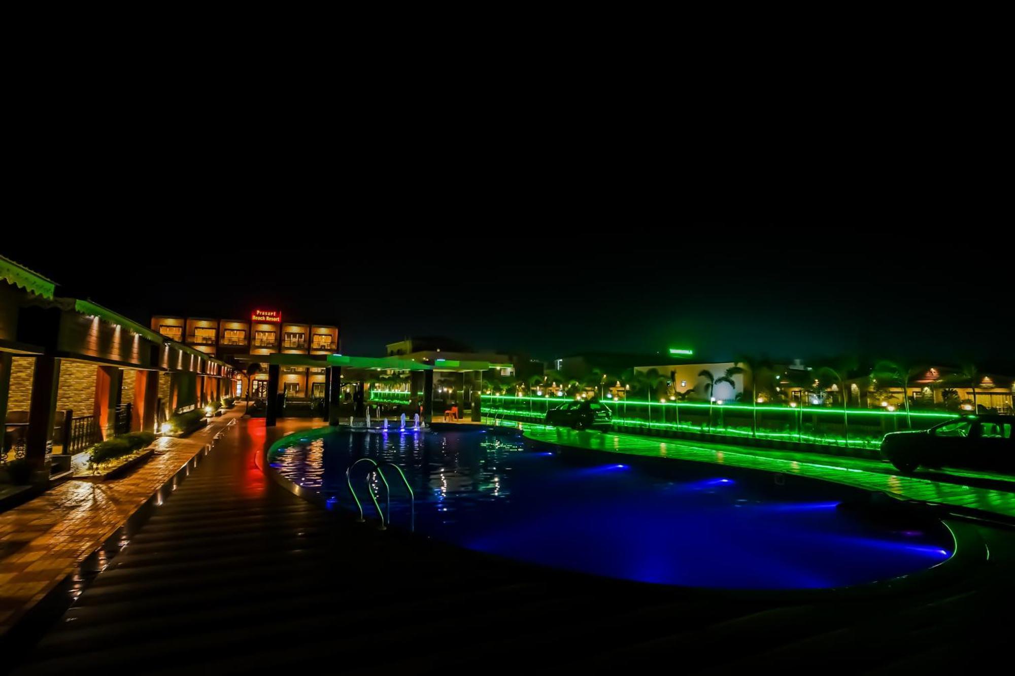 Prasant On Beach Resort !! Lift - Wifi -Restaurant-Parking Facilities-Newly Decorated Room !! Mandarmani Extérieur photo